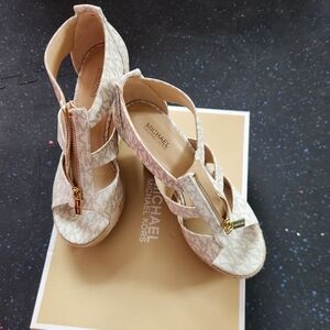 Michael Kors Cream Espadrille Sandals